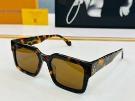 Picture of LV Sunglasses _SKUfw56867809fw